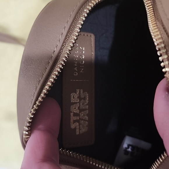 Star wars mandalorian Grogu purse - Picture 3 of 7